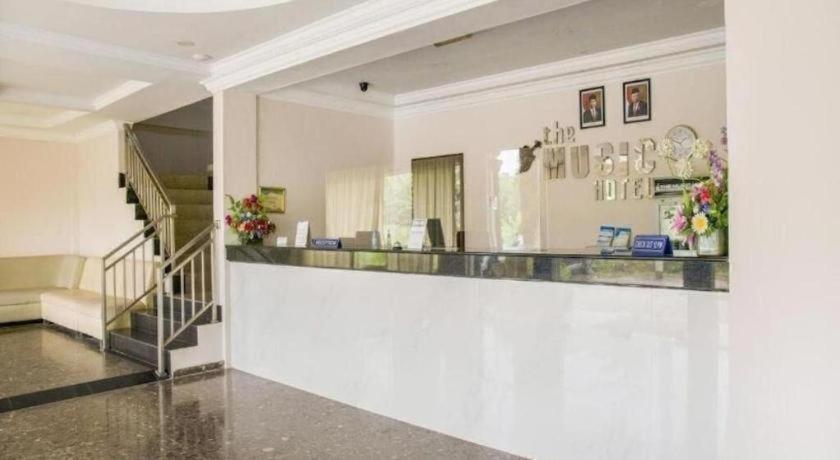 The Music Hotel Kangboi Luaran gambar